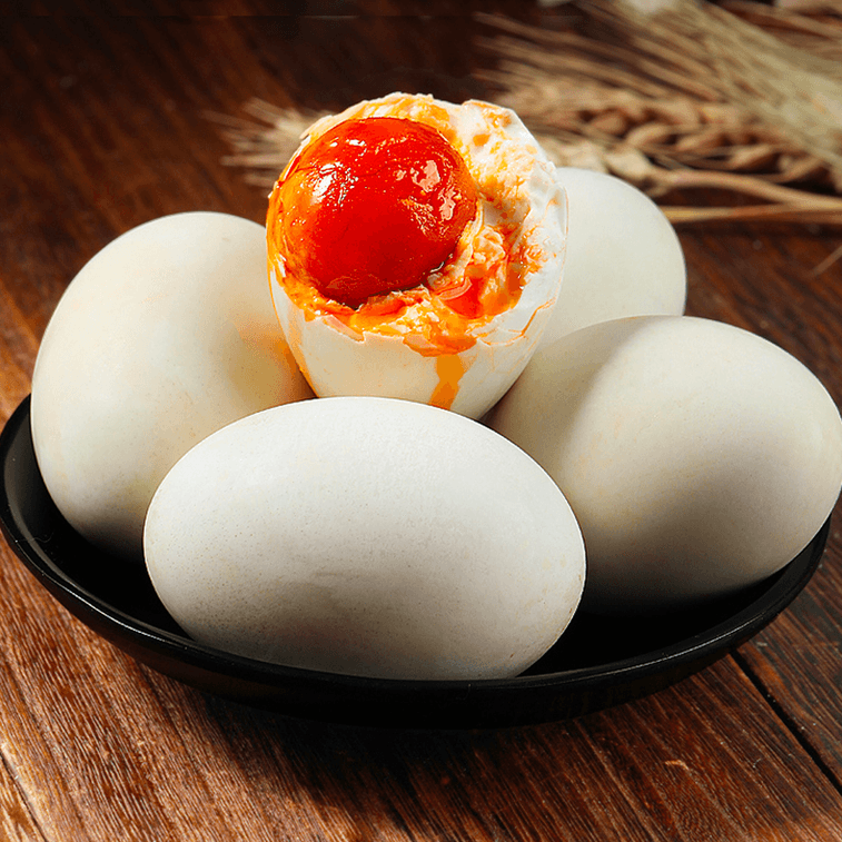 뉴타운식 삶은 소금에 절인 오리알 4