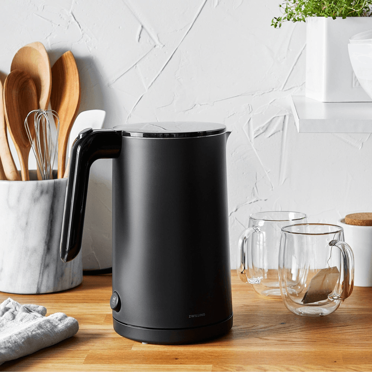 ツヴィリング 電気ケトル 1.5リットル 【新品未使用】値下げ ドイツ ツヴィリング 1.5L 電気ケトル ブラック - Yami