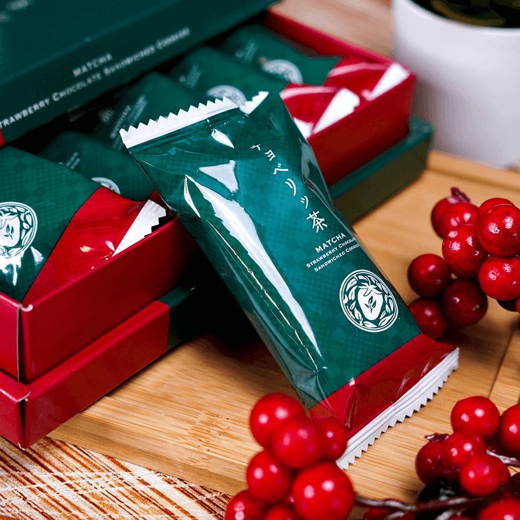 Uji Matcha Cookie with Strawberry Flavor Cream Filling 6pcs 7