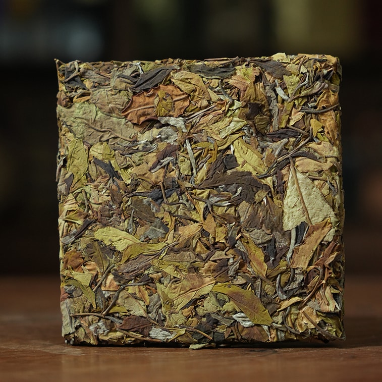  小師姐評茶 甘潤清香雲南野生白茶 2300米高山古樹白茶 傳統工藝 生津口感 回甘悠長 耐泡度好 野徑芳華 30克 5