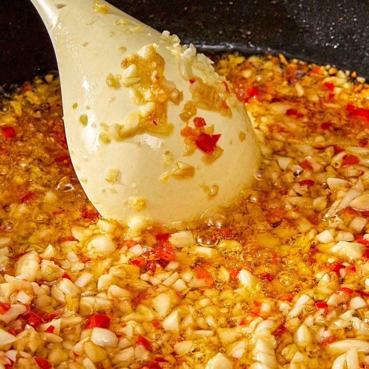 Wei Weng Garlic Sauce for Grilled Oysters, Original Garlic Paste 100g, Crayfish Seasoning for Home Use 4