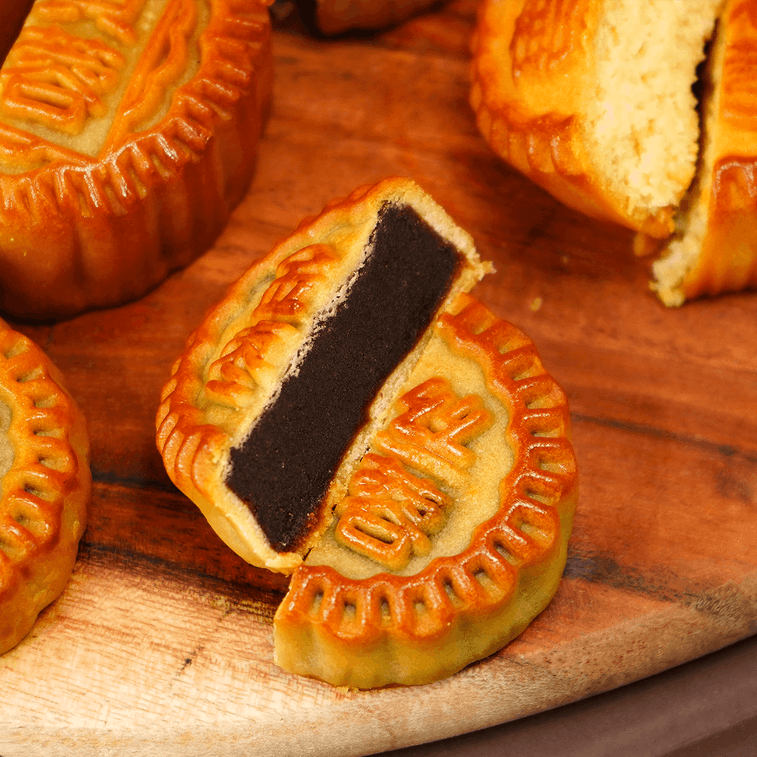 Beijing Traditional Assorted Mooncake Gift Box - 10 Pieces, 25oz 6