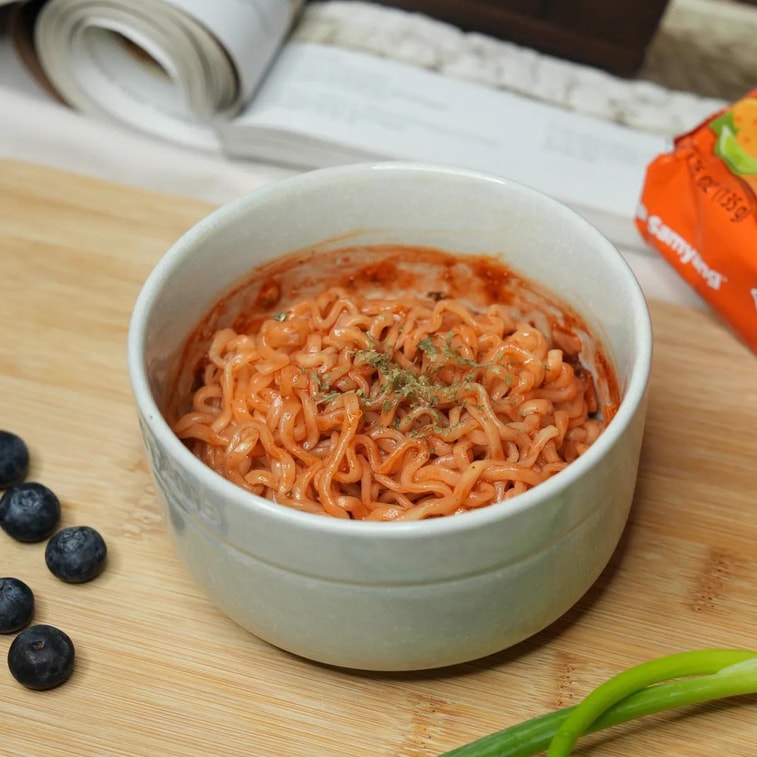 타코 불닭 매운 라면, 매운 닭고기맛 (인공향료 첨가), 5봉지, 700g 4