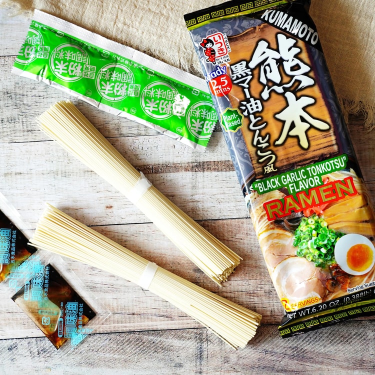 五木食品 熊本産黒にんにく豚骨ラーメン 6.2 oz 【プラントベース】 - Yami