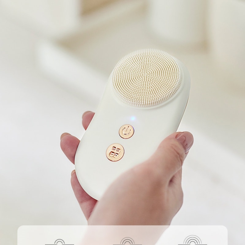 【中国直邮】 OLAYKS 洁面仪电动洗脸仪器按摩毛孔清洁充电式家用神器软毛刷 陶白色一个装
