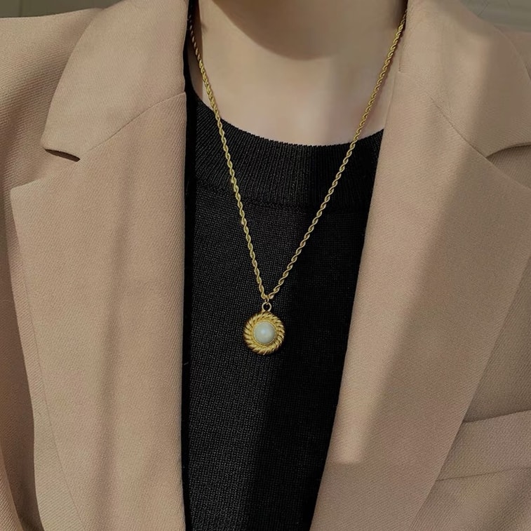 SHAPES STUDIO 麻花珍珠挂坠项链 一条 3