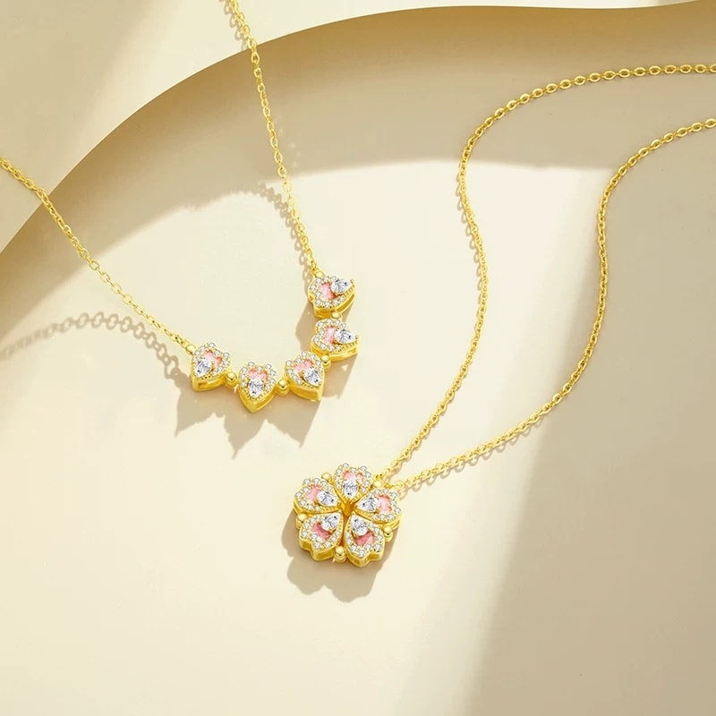 【中国直邮】 周大生 桃花爱心项链纯银S925轻奢设计高级感锁骨链新年礼物桃花运送 桃花项链 -金色 一条装