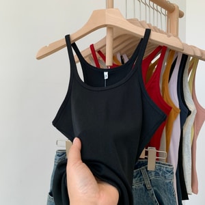 【中国直邮】 亲太太 纯色吊带背心 U领细肩带上衣 M码 黑色