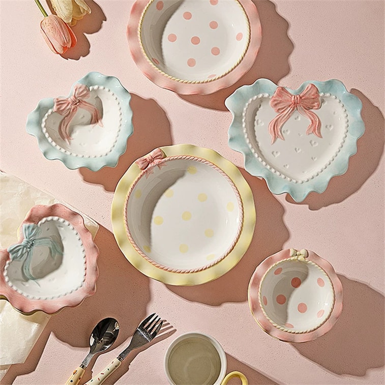 Bow-Pattern Underglaze-Painted Tableware: Yogurt Bowl For Home Use, 2026 New Arrival—Cute Bowl Set With Fruit Plates, 6-Inch Heart-Shaped Yogurt Bowl—Yellow, 1 Piece 3
