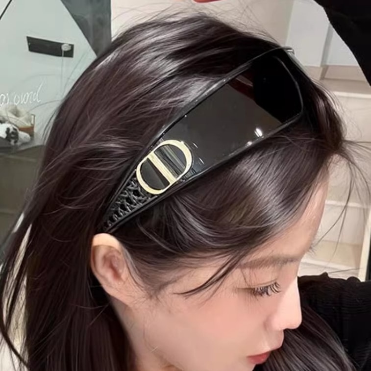 【中国直邮】 亲太太 发箍墨镜女款头箍发卡二合一防紫外线太阳眼镜 黑色框【防紫外线】1个装 3