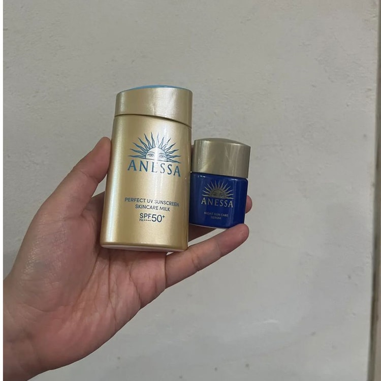 資生堂ANESSA 海老名友里等身大パネルレア品2件(非売品) 資生堂ANESSA 海老名友里等身大パネルレア品2件(非売品) 激レア