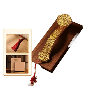 [중국 직송] 정교한 장인 정신이 깃든 황동 여의 장식품, 소형, 검은 호두나무 받침대가 있는 황동 여의(8.5*2.6*2cm)