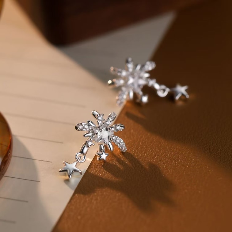 Snowflake Zircon Star Sparkling Diamond Earrings 1 Pair Zircon Sparkling Diamond [Comes with Facny Jasmine High end Pulling Suspension Jewelry Box] 4