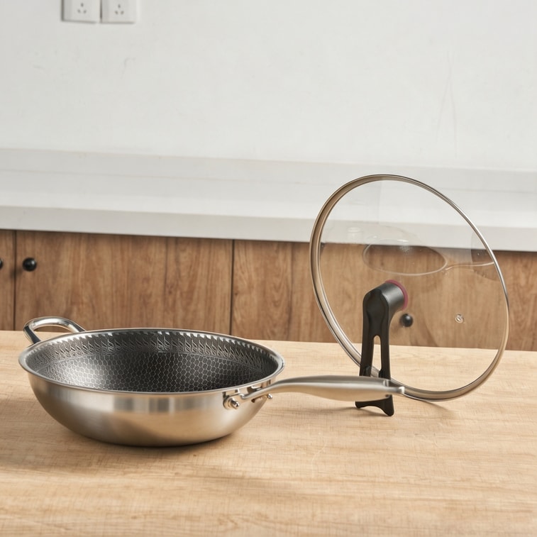 WANGYUANJI [Bonne casserole, pas délicate ⭐ Qualité équivalente, prix inférieur] Sous-marque JISHENG Wok en acier inoxydable de 28 cm, antiadhésif physique, acier inoxydable 304, texture nid d'abeille, couvercle autoportant, wok universel pour plusieurs cuisinières 6