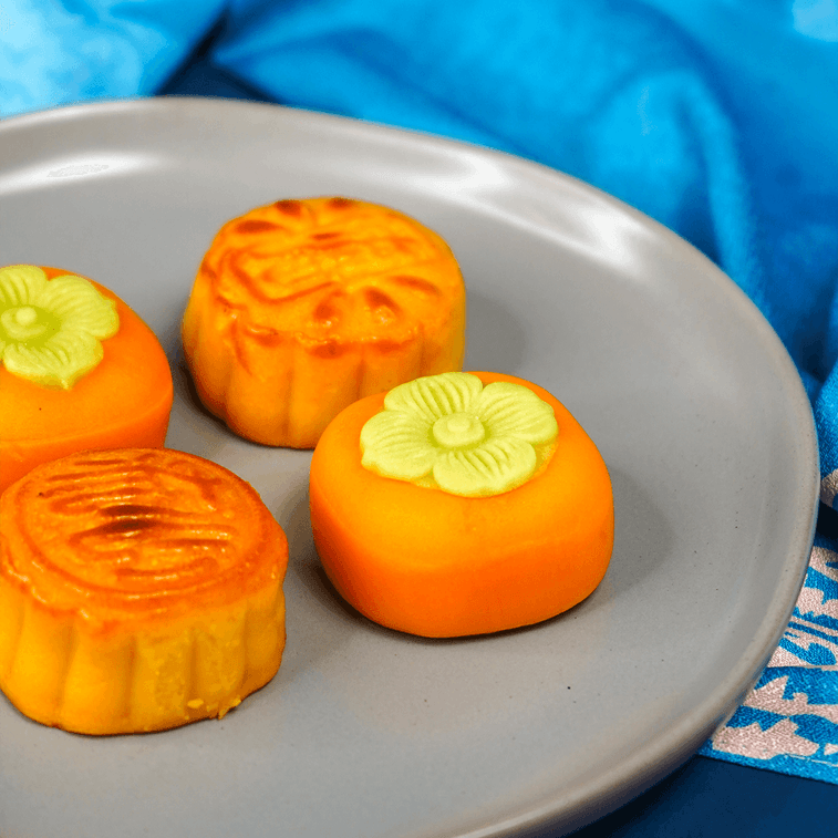 Beijing Assorted Lava Mooncake Luxury Gift Box - 4 Flavors, 8 Pieces, 15.5oz【Mid-Autumn Festival Mooncakes】 8