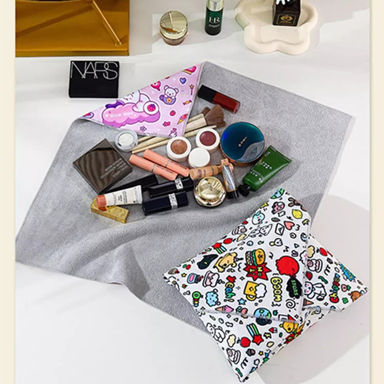 Yuejia Home Furnishings 怠け者のポータブルマジックファブリック粘着収納バッグ新年、メイクアップバッグ、猫を包むことができる家庭用収納バッグスクエアファブリック、55 * 55cm、落書き付きラージサイズ 5