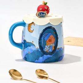 川岛屋 狗狗星星人浮雕马克杯子 带盖带勺子 礼盒装 520ml