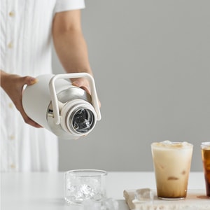 980ml Large Capacity Vacuum Insulated Water Bottle, 316 Stainless Steel, Keeps Drinks Hot or Cold