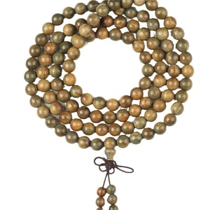 Natural Green Sandalwood Prayer Bead Bracelet Suitable For Both Men Women 6mm*108 Beads Box Wrapped