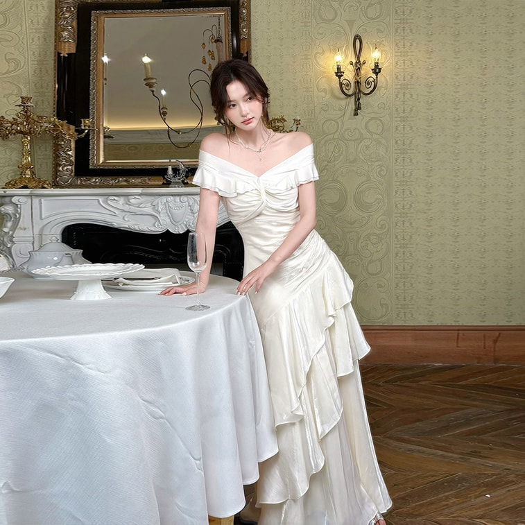 French one shoulder light luxury dress  niche dress  high end fishtail dress  light apricot long style M 3