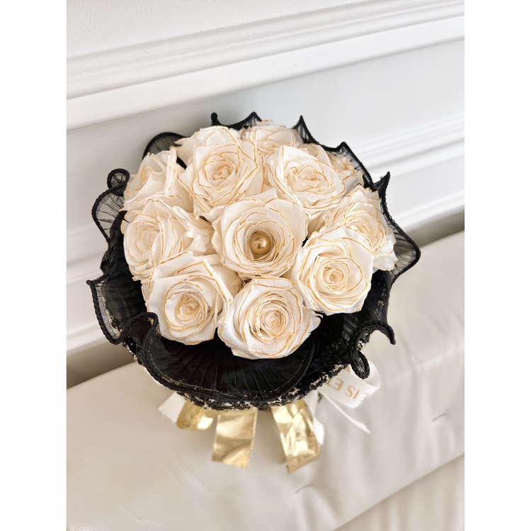 ホワイトプリザーブドフラワーブーケ