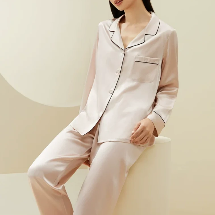 Women’s Spring/Summer 100% Mulberry Silk Two-Piece Pyjama Set; Men’s And Couples’ Minimalist Silk Loungewear Set – Avocado Green (19 Mmi Heavyweight) – 1 Set 3