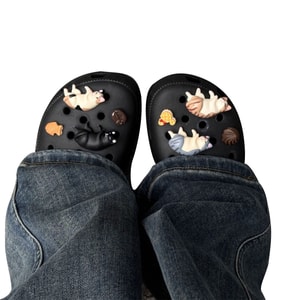 New Niche Cute Hole Shoe Buckle Diy Detachable Four Sleeping Cats [8 Shoe Buckles]