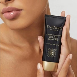 法国EVIDENS DE BEAUTE伊菲丹 抗光老精华高倍防晒霜 SPF50·PA++++ 30ml 外防内养敏感肌 包装随机