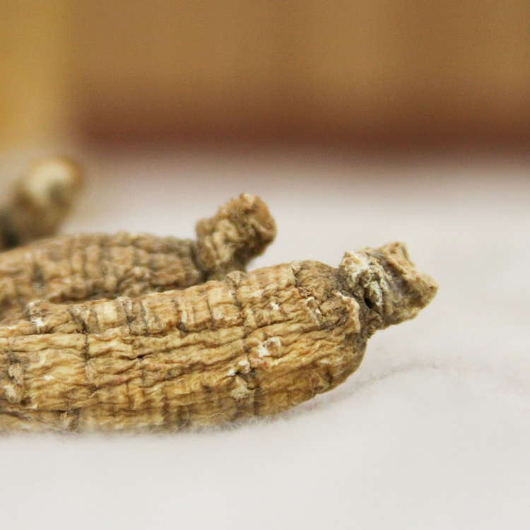 HSU'S GINSENG アメリカ 許氏参業 花旗参 長形 小一号 4oz - Yami