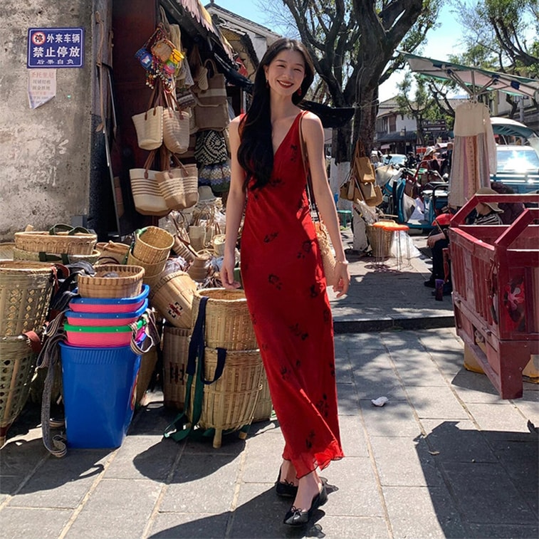 Rose red V-neck elegant waist-fitted hip-hugging slip dress vacation dress Red XS 1 piece 3