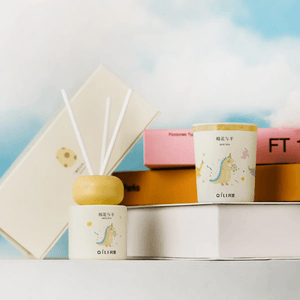 Hatching Baby Dinosaur Fragrance Set - Cotton & Sheep, 70g + 50ml, a Scented Candle Gift and Souvenir Set