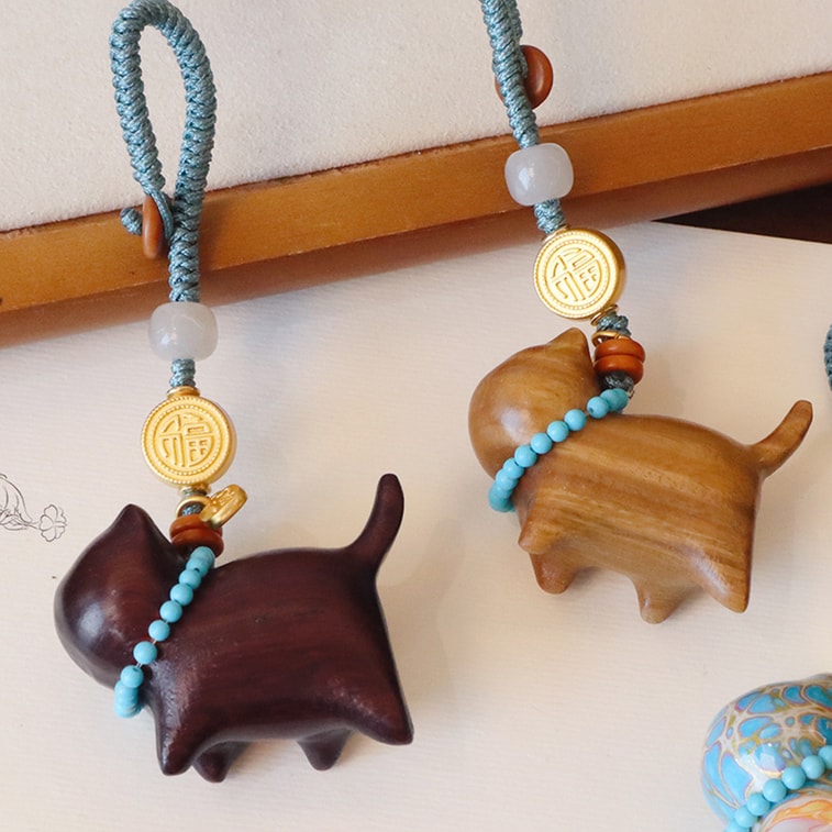 【中国直邮】 HSPM 天然檀木雕招财猫钥匙扣包包挂件 天然绿檀木猫猫F 1个 5