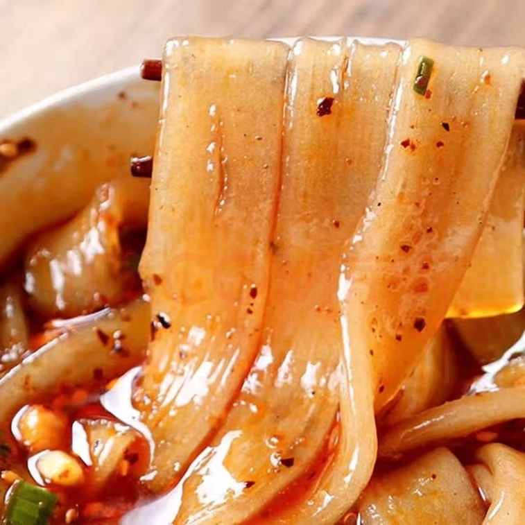 【中国直送】小龍カン鍋用ライスヌードル、1袋100g、幅広ライスヌードル、辛い鍋に最適、新鮮なライスヌードル、鍋の具材、便利なおかず。 4