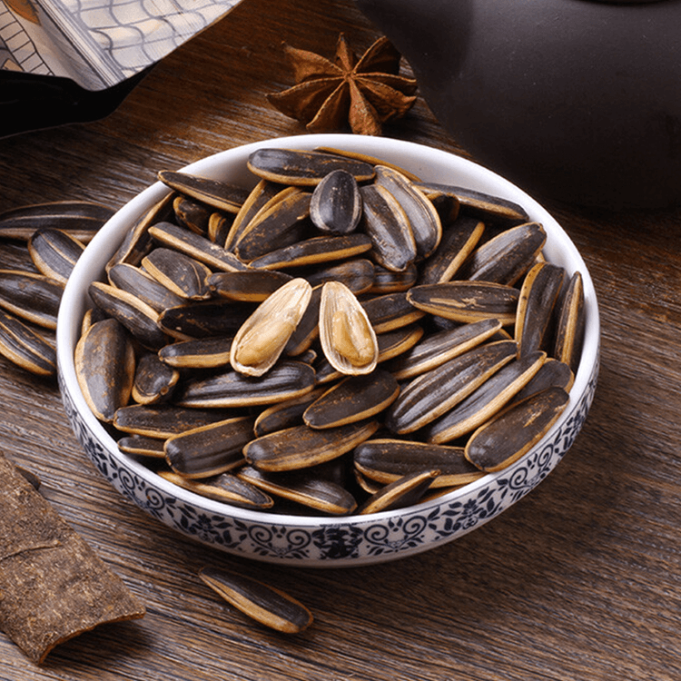 LAOJIEKOU Sunflower Seeds - Hickory Flavor , In Shell, 17.64 oz