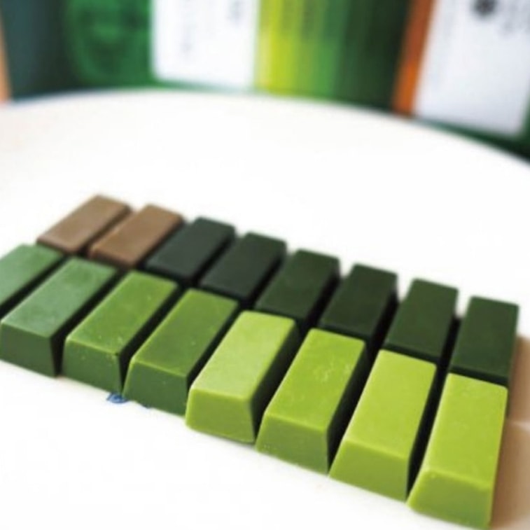 Nanaya Assorted Tea Chocolate box - 7 Matcha + Hojicha Total 32pcs 3