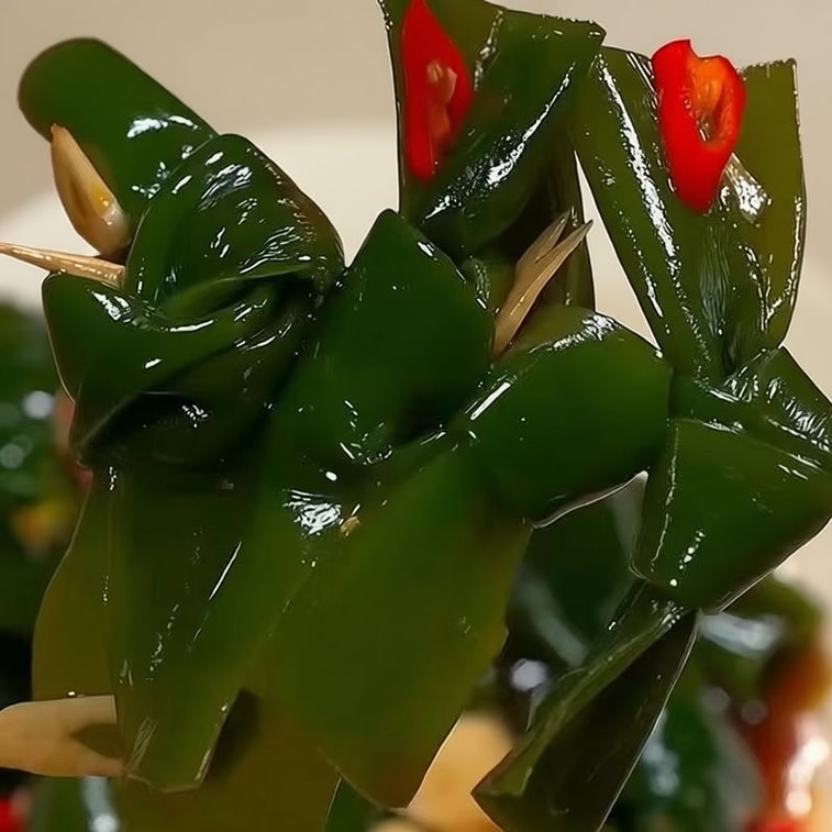 Spicy and sour kelp knots, kelp snack, 5 packs about 80g, refreshing side dish, mixed flavours, spicy and numbing 7