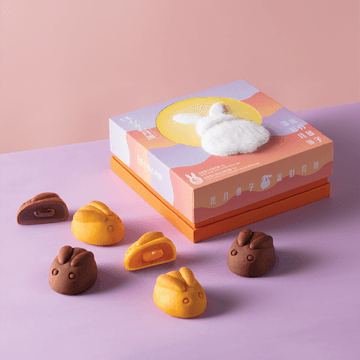 3D Bunny Shape Lava Mooncake Gift Box, 4 Pieces 7.05 oz 【Lava Egg Custard Mooncake*2+Lava Chocolate Mooncake*2】