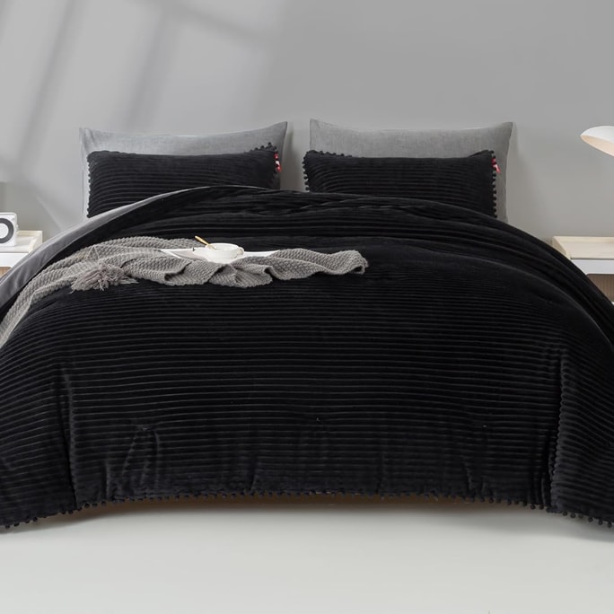 Striped velvet - Black 3-piece set -K quilt :264*229cm*1 pillowcase :51*92cm*2