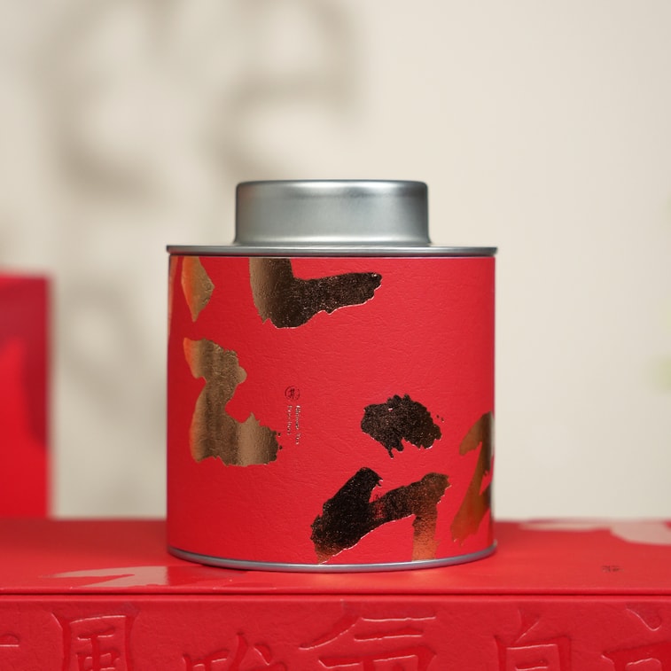 小師姐評茶 雲南高山古樹滇紅 高級茶葉禮盒 伴手禮送朋友送長輩 新中式國潮風禮物 60克 4