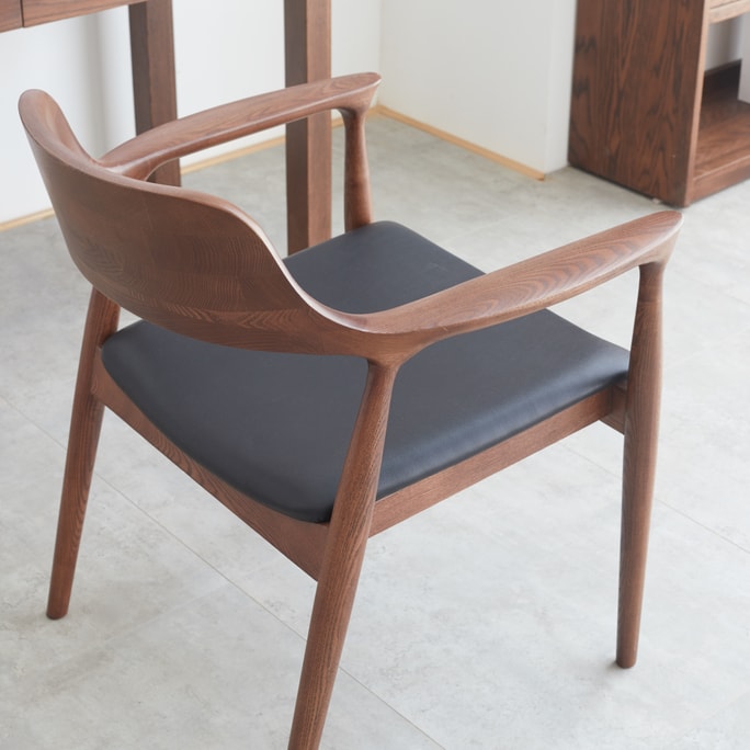 Fancyarn Hiroshima Chair (PU seat surface) (walnut )