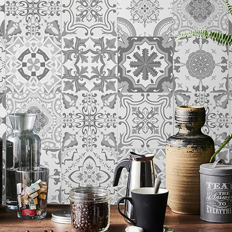 【中国直邮】 HSPM 新款花砖自粘PVC防水墙贴瓷砖贴纸24片 黑白色系 10*10cm 3