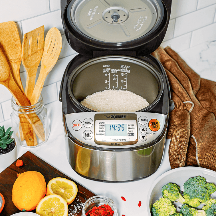 Micom Rice Cooker Warmer with Steaming Basket 1L, 5.5 Cups, NS-TSC10, 120 Volts 5