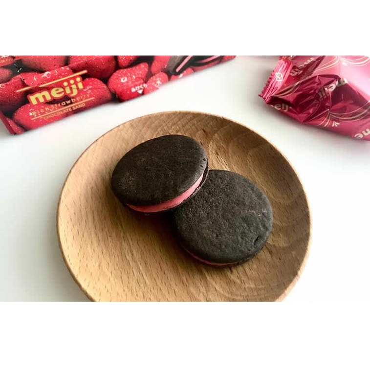 Strawberry Filled Chocolate Cookies 6pcs 3