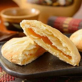 Sun Cake Taiwanese Desserts, 10.58 oz