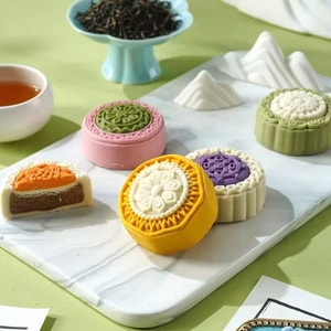 Tea And Fruits Flavor Mooncakes 280g