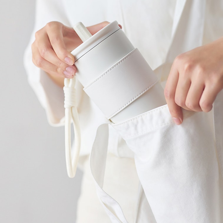 Jumbo straw insulated tumbler, large capacity, 316 stainless steel inner liner, polished silver + ceramic white, 680 ml. 3