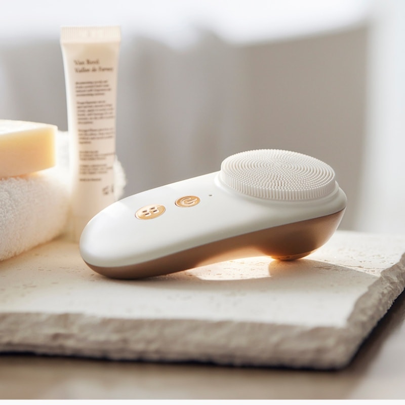 【中国直邮】 OLAYKS 洁面仪电动洗脸仪器按摩毛孔清洁充电式家用神器软毛刷 陶白色一个装