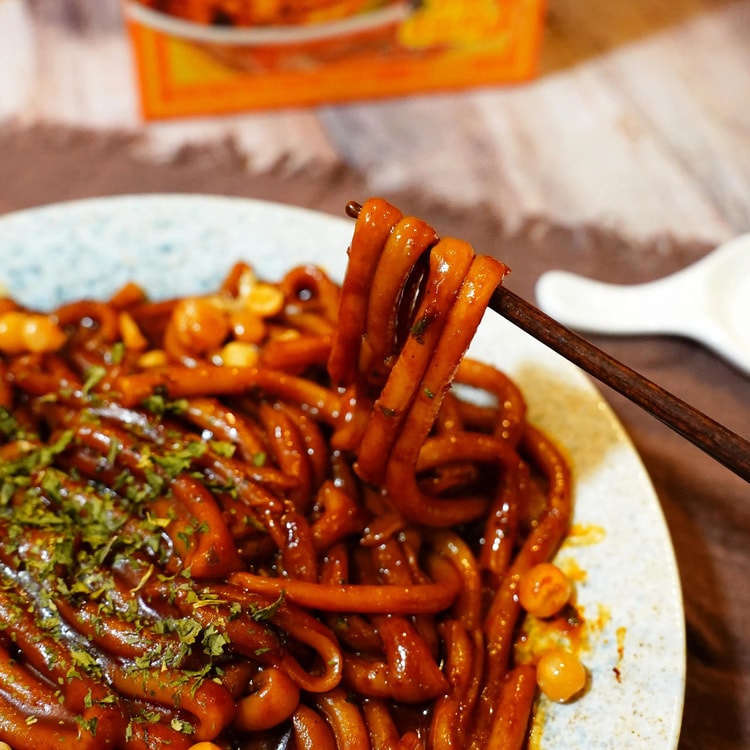 ZHAZHAHUI Mild Spicy Xinjiang Stir-Fried Rice Noodles, Hollow