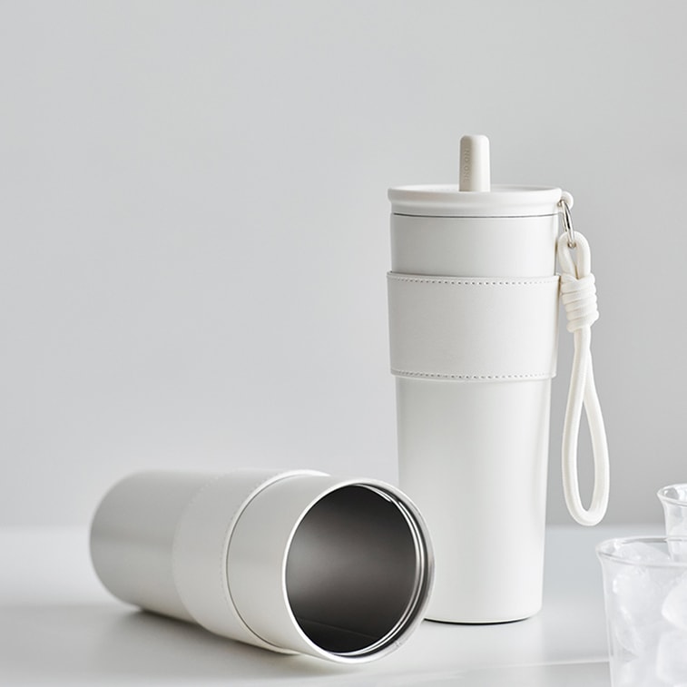 Jumbo straw insulated tumbler, large capacity, 316 stainless steel inner liner, polished silver + ceramic white, 680 ml. 7