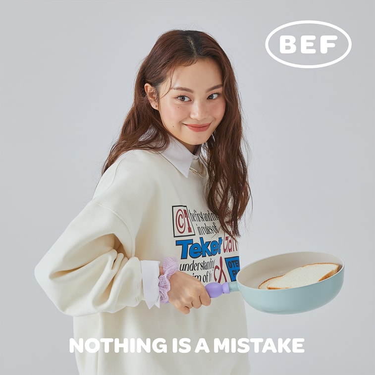 BETTER FINGER Cast Aluminum Wokpan Blue 9" 5